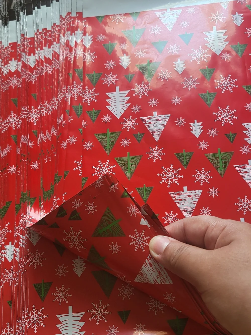50 Pcs Holiday Red Decorative Poly Mailers
